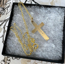 画像をギャラリービューアに読み込む, Antique Victorian English 9ct Gold & Silver Engraved Cross Pendant Necklace. Medium/Small Gold Cross With Chain. Christian Cross Necklace