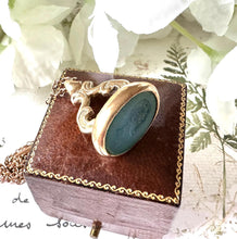 画像をギャラリービューアに読み込む, Antique Georgian Pinchbeck Fob Pendant With Blue Roman Glass Intaglio