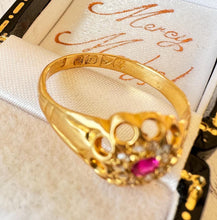 Lade das Bild in den Galerie-Viewer, Antique 18ct Gold Ruby & Old Cut Diamond Cluster Ring
