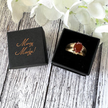 Cargar imagen en el visor de la galería, Gents Vintage 9ct Gold & Red Carnelian Belcher Ring