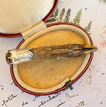 画像をギャラリービューアに読み込む, Victorian Scottish Silver & Citrine Deer Fetlock Kilt Pin/Brooch. Antique Highland Dress Jewellery