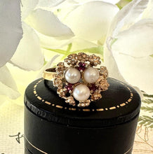 Lade das Bild in den Galerie-Viewer, Vintage 9ct Gold Pearl & Ruby Birds Nest Ring. 1970's Akoya Pearl Statement Cocktail Ring. Unique Design Led Trilogy Ring Size P/ US 7-3/4