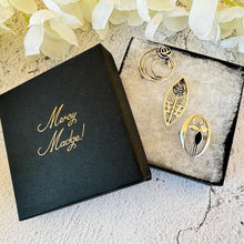 Carica l'immagine nel visualizzatore di Gallery, Collection of 3 Vintage Sterling Silver Celtic Brooches/Lapel Pins