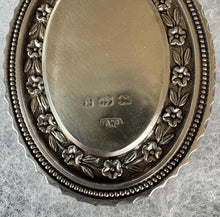画像をギャラリービューアに読み込む, Victorian 1881 Sterling Silver and Gold Rose & Pansy Locket Pendant. Antique Large Oval Bookchain Locket. Victorian Love Token Jewellery