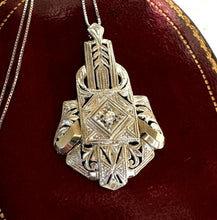 画像をギャラリービューアに読み込む, Antique Art Deco 18ct White Gold & Diamond Geometric Pendant Necklace. Edwardian Era Italian White Gold Diamond Pendant On Box Link Chain