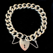 Cargar imagen en el visor de la galería, Vintage Sterling Silver Heavy Curb Chain Bracelet: Heart Padlock Clasp, London 1972