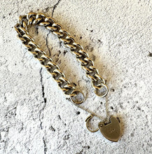 Cargar imagen en el visor de la galería, Vintage Sterling Silver Heavy Curb Chain Bracelet: Heart Padlock Clasp, London 1972