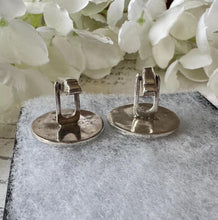 Carica l'immagine nel visualizzatore di Gallery, Vintage Mexican "Mosaico Azteca" Sterling Silver Cufflinks. Los Castillo Silver Pre-Columbian Symbol Large Statement Cufflinks, 1950s Mexico