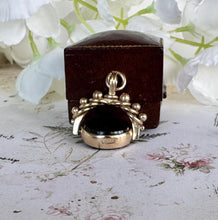 画像をギャラリービューアに読み込む, Antique Victorian Fancy Gold Gilt Metal Bloodstone & Carnelian Spinner Fob Pendant