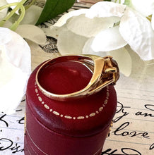 Load image into Gallery viewer, Vintage 9ct Yellow Gold Natural Citrine Ring. Fancy Cut Golden Citrine Retro Ring. 2.0ct Yellow Citrine Solitaire Ring Size M-1/2 / 6-1/2