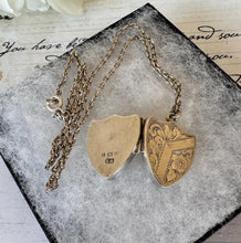 画像をギャラリービューアに読み込む, Antique Heart Shaped Shield Sterling Silver Locket & Chain. Victorian/Edwardian 2-Photo Silver Locket Necklace, Hallmarked Birmingham 1905