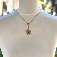 Carica l'immagine nel visualizzatore di Gallery, Antique 1.50ct Pink Ruby, Red Garnet & Pearl 9ct Gold Lariat/Lavalier Pendant Drop Necklace. Victorian/Edwardian Gold Gemstone Y-Necklace