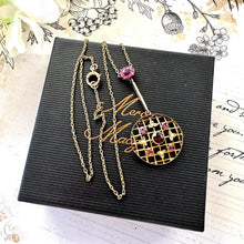 Carica l'immagine nel visualizzatore di Gallery, Antique 1.50ct Pink Ruby, Red Garnet & Pearl 9ct Gold Lariat/Lavalier Pendant Drop Necklace. Victorian/Edwardian Gold Gemstone Y-Necklace