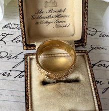 Carica l'immagine nel visualizzatore di Gallery, Antique Victorian 9ct Gold Cased Mizpah Band Ring. Love Token, Sweetheart, Betrothal, Alternative Wedding Wide Unisex Band, Size R, US 8-3/4