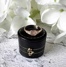 画像をギャラリービューアに読み込む, Antique Victorian Rolled Gold Lady's Signet Ring, Boxed. Monogram Engraved Rosy Yellow Gold Filled Classic Signet Ring UK Size N-1/2, USA 7