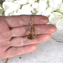 画像をギャラリービューアに読み込む, Georgian 9ct Gold Love Token Intaglio Seal Pendant Engraved "Forget Thee? No!" Antique Paste Citrine Tassie Style Wax Seal Pendant Fob