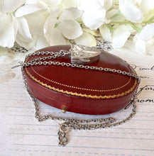 画像をギャラリービューアに読み込む, Antique Heart Shaped Shield Sterling Silver Locket & Chain. Victorian/Edwardian 2-Photo Silver Locket Necklace, Hallmarked Birmingham 1905