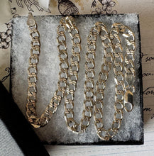 Carica l'immagine nel visualizzatore di Gallery, Vintage Milor of Italy Sterling Silver Diamond Cut Curb Chain Necklace. Unisex Silver Layering Chain, 6.3mm wide, 20"/51cm Long, 30.3 grams