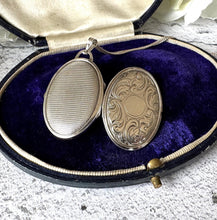 画像をギャラリービューアに読み込む, Vintage Sterling Silver Acanthus Engraved Oval Locket Pendant Necklace. Floral Art Nouveau Style Sterling Silver Photo Locket With Chain