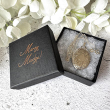 画像をギャラリービューアに読み込む, Vintage Sterling Silver Acanthus Engraved Oval Locket Pendant Necklace. Floral Art Nouveau Style Sterling Silver Photo Locket With Chain