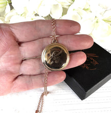 画像をギャラリービューアに読み込む, Antique Edwardian Rolled Rose Gold Ruby Locket on Chain, Kollmar & Jourdan, Germany. Floral Engraved Round Photo Locket Pendant Necklace