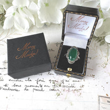 Carica l'immagine nel visualizzatore di Gallery, Art Deco Green Chrysoprase Cabochon Silver Ring