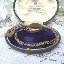 Charger l'image dans la galerie, Scottish 9ct Gold & Bloodstone Victorian Locket Fob