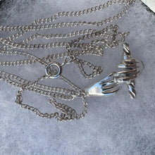 Cargar imagen en el visor de la galería, Vintage Sterling Silver Fede Clasped Hand Pendant Necklace. Unique Betrothal Pendant & Long Curb Chain. Sterling Silver Love Token Necklace