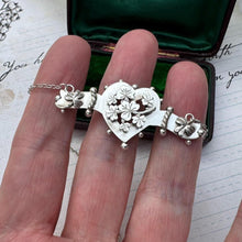 Carica l'immagine nel visualizzatore di Gallery, Victorian Sterling Silver Heart & Shamrock Sweetheart Necklace, Dated 1900. High Quality Antique Upcycled Sustainable Jewellery