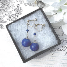 画像をギャラリービューアに読み込む, Antique Art Deco Natural Lapis Lazuli Screw-Back Drop Earrings. Vintage 1930's Sterling Silver Carved Genuine Blue Lapis Orb/Ball Earrings.
