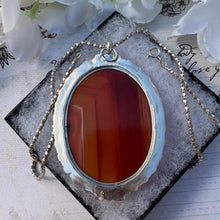 Cargar imagen en el visor de la galería, Huge Antique Victorian Scottish Banded Agate Silver Pendant Necklace. Sterling Silver & Red Carnelian Oval Pendant. Scottish Pebble Jewelry.