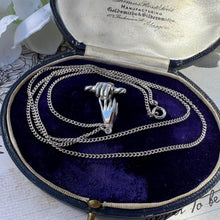 Cargar imagen en el visor de la galería, Vintage Sterling Silver Fede Clasped Hand Pendant Necklace. Unique Betrothal Pendant & Long Curb Chain. Sterling Silver Love Token Necklace