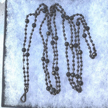 Charger l'image dans la galerie, Antique Victorian French Jet 58" Long Guard Chain Necklace. Black Glass Mourning Chain Sautoir Necklace With Dog-Clip. Antique Muff Chain