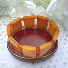 Carica l'immagine nel visualizzatore di Gallery, Vintage Natural Baltic Amber Panel Bracelet. Art Deco Style Butterscotch Amber Rectangular Panel Stretch Bracelet. Pure Amber Bracelet