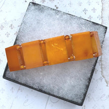 Carica l'immagine nel visualizzatore di Gallery, Vintage Natural Baltic Amber Panel Bracelet. Art Deco Style Butterscotch Amber Rectangular Panel Stretch Bracelet. Pure Amber Bracelet