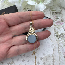 Carica l'immagine nel visualizzatore di Gallery, Victorian 9ct Gold Bloodstone & White Chalcedony Shamrock Spinner Fob Pendant. Antique Yellow Gold 3-Ring Trefoil Spinning Pendant Necklace
