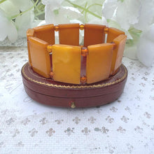 Carica l'immagine nel visualizzatore di Gallery, Vintage Natural Baltic Amber Panel Bracelet. Art Deco Style Butterscotch Amber Rectangular Panel Stretch Bracelet. Pure Amber Bracelet