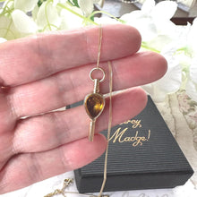 Charger l'image dans la galerie, Antique Georgian 15ct Gold Citrine & Bloodstone Key Pendant Necklace. Victorian Floral Engraved Pear-Cut Scottish Cairngorm Watch Key Charm
