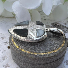 Lade das Bild in den Galerie-Viewer, Antique Victorian Large Scottish Agate Silver Heart Pendant. Banded Agate & Bloodstone Puffy Love Heart Pendant. Scottish Pebble Jewellery