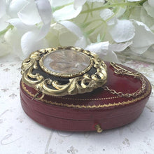 Carica l'immagine nel visualizzatore di Gallery, Antique Victorian Gold Gilt & Black Enamel Mourning Brooch With Prince of Wales Hairwork. Antique Sentimental Mourning Jewellery.