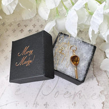 Charger l'image dans la galerie, Antique Georgian 15ct Gold Citrine & Bloodstone Key Pendant Necklace. Victorian Floral Engraved Pear-Cut Scottish Cairngorm Watch Key Charm