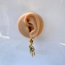 Carica l'immagine nel visualizzatore di Gallery, Antique Victorian 18ct Gold Turquoise Forget-Me-Not Drop Earrings. Yellow Gold & Blue Gemstone Etruscan Revival Pendant Drop Hook Earrings