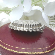 Carica l'immagine nel visualizzatore di Gallery, Antique Victorian Sterling Silver Locket Brooch With Photo Compartment. Oval Aesthetic Engraved Ivy Victorian Sweetheart Brooch/Lapel Pin