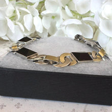 Carica l'immagine nel visualizzatore di Gallery, Antique Art Deco Gold & Silver Onyx Eternity Ring Bracelet. Black Sugar Loaf Gemstone Eternal Bond Bracelet. Geometric Silver Panel Bracelet