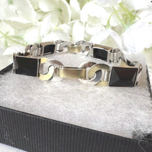 Carica l'immagine nel visualizzatore di Gallery, Antique Art Deco Gold & Silver Onyx Eternity Ring Bracelet. Black Sugar Loaf Gemstone Eternal Bond Bracelet. Geometric Silver Panel Bracelet