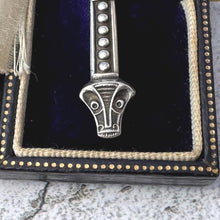 Carica l'immagine nel visualizzatore di Gallery, Rare Vintage Iona Silver Ouroboros And Dragon Celtic Sword & Shield Kilt Pin. Scottish Sterling Silver Zoomorhic Brooch/Tartan/Plaid Pin