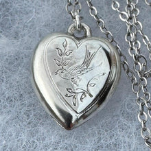 Lade das Bild in den Galerie-Viewer, Antique Victorian Engraved Swallow Heart Pendant Necklace. Victorian Aesthetic Love Token Charm Pendant. Sterling Silver Minimalist Necklace