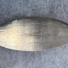 Carica l'immagine nel visualizzatore di Gallery, Rare Vintage Iona Silver Ouroboros And Dragon Celtic Sword & Shield Kilt Pin. Scottish Sterling Silver Zoomorhic Brooch/Tartan/Plaid Pin