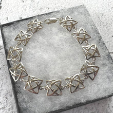 Load image into Gallery viewer, Vintage Sterling Silver Celtic Shield Knot Bracelet. Celtic Infinity Eternity Amulet Bracelet. Solid Silver Fancy Link Panel Bracelet