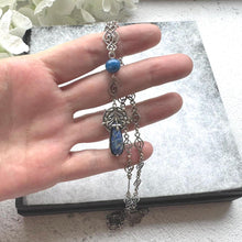 Carica l'immagine nel visualizzatore di Gallery, Antique Art Nouveau 800 Silver & Lapis Lazuli Lariat Necklace: Edwardian Ornate Chain Y-Necklace With Oxalis Leaf Drop Pendant